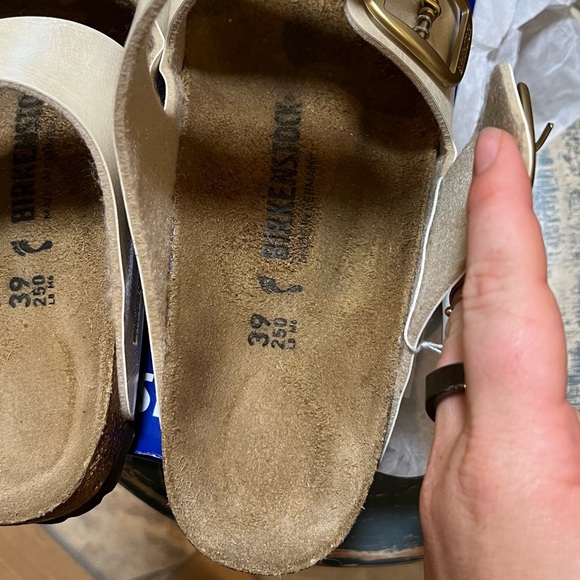 Pearlescent White Arizona Birkenstocks - Picture 5 of 6